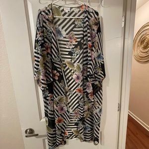 LuLaroe Shirley
